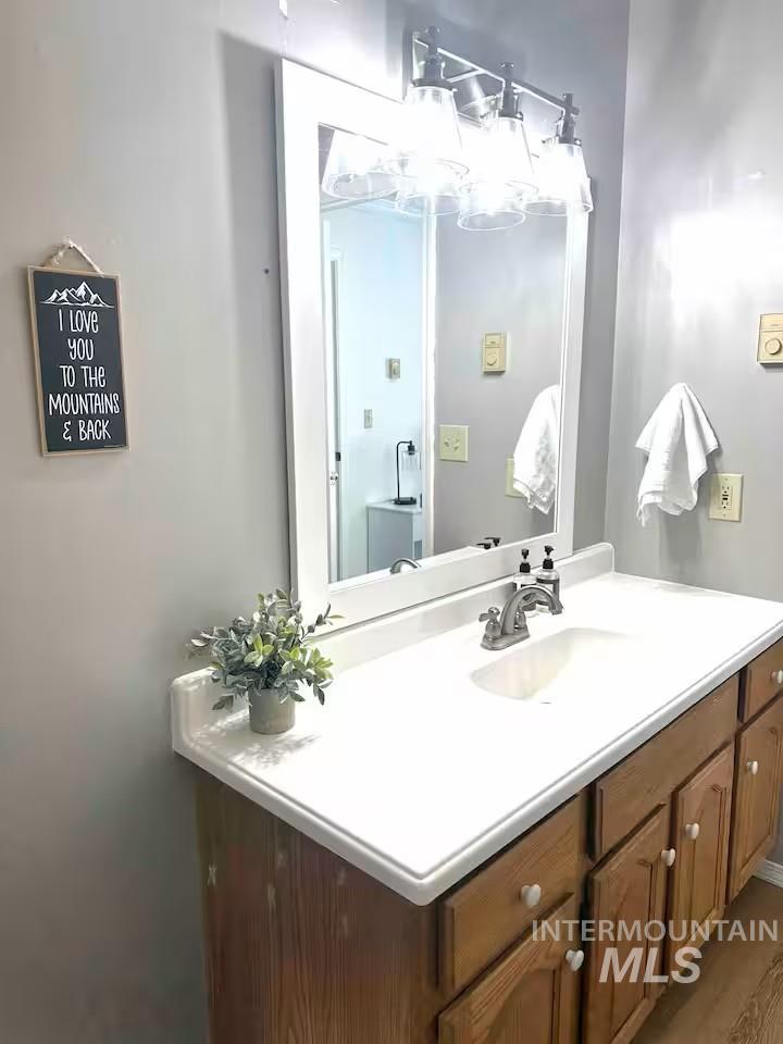 126 Par Drive, Cascade, Idaho 83611, 4 Bedrooms, 3 Bathrooms, Residential For Sale, Price $849,000,MLS 98971959