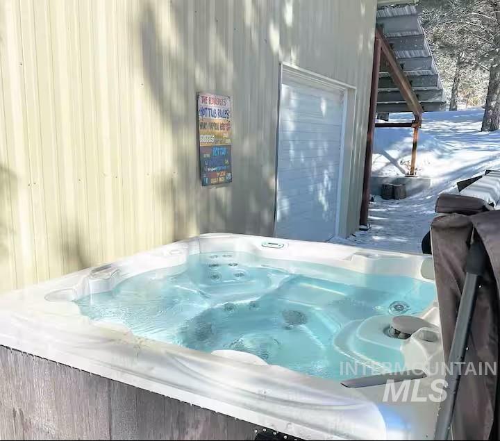 126 Par Drive, Cascade, Idaho 83611, 4 Bedrooms, 3 Bathrooms, Residential For Sale, Price $849,000,MLS 98971959