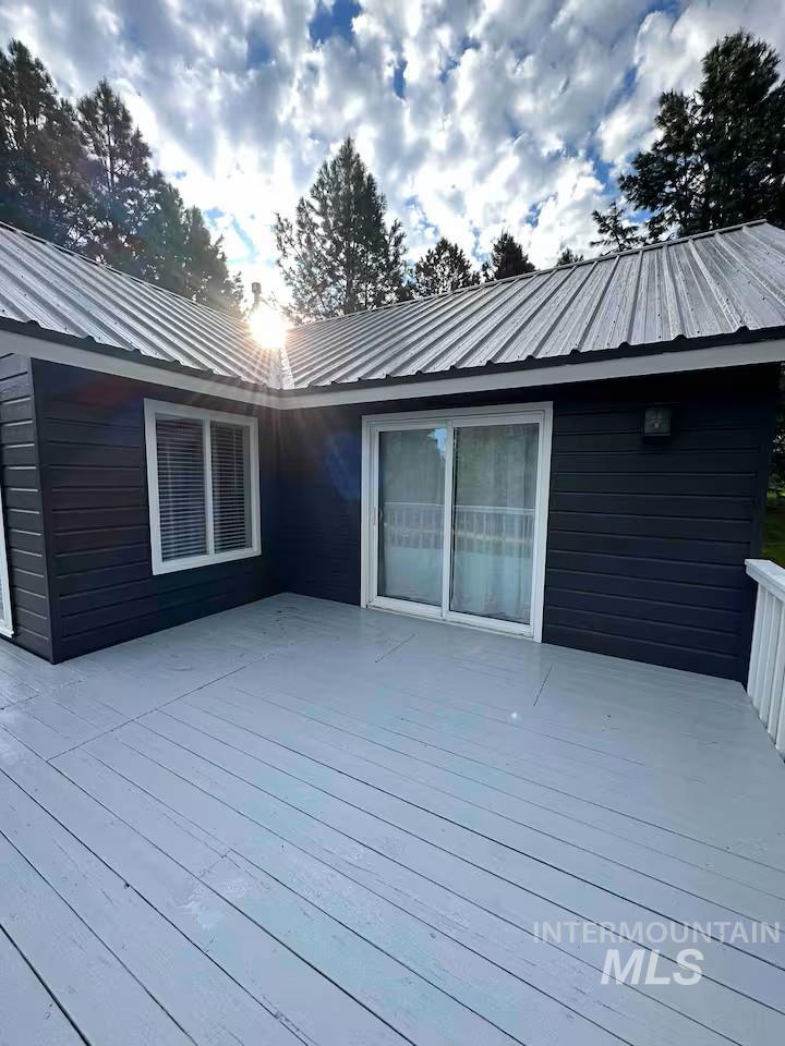 126 Par Drive, Cascade, Idaho 83611, 4 Bedrooms, 3 Bathrooms, Residential For Sale, Price $849,000,MLS 98971959