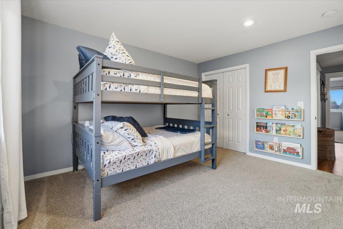 1108 N Autumn Wind Dr, Nampa, Idaho 83687, 3 Bedrooms, 2 Bathrooms, Residential For Sale, Price $559,900,MLS 98971960