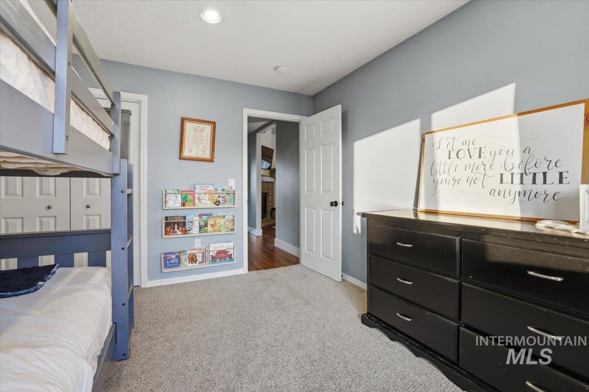 1108 N Autumn Wind Dr, Nampa, Idaho 83687, 3 Bedrooms, 2 Bathrooms, Residential For Sale, Price $559,900,MLS 98971960