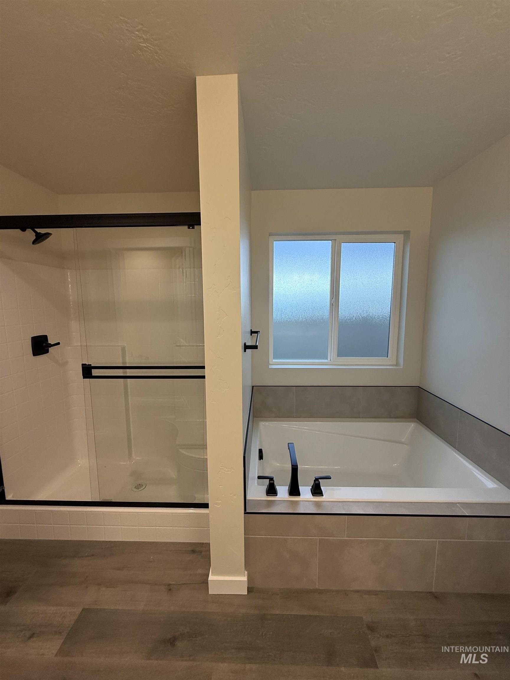 7736 E Meriwether Dr, Nampa, Idaho 83687, 3 Bedrooms, 2 Bathrooms, Residential For Sale, Price $550,974,MLS 98971961