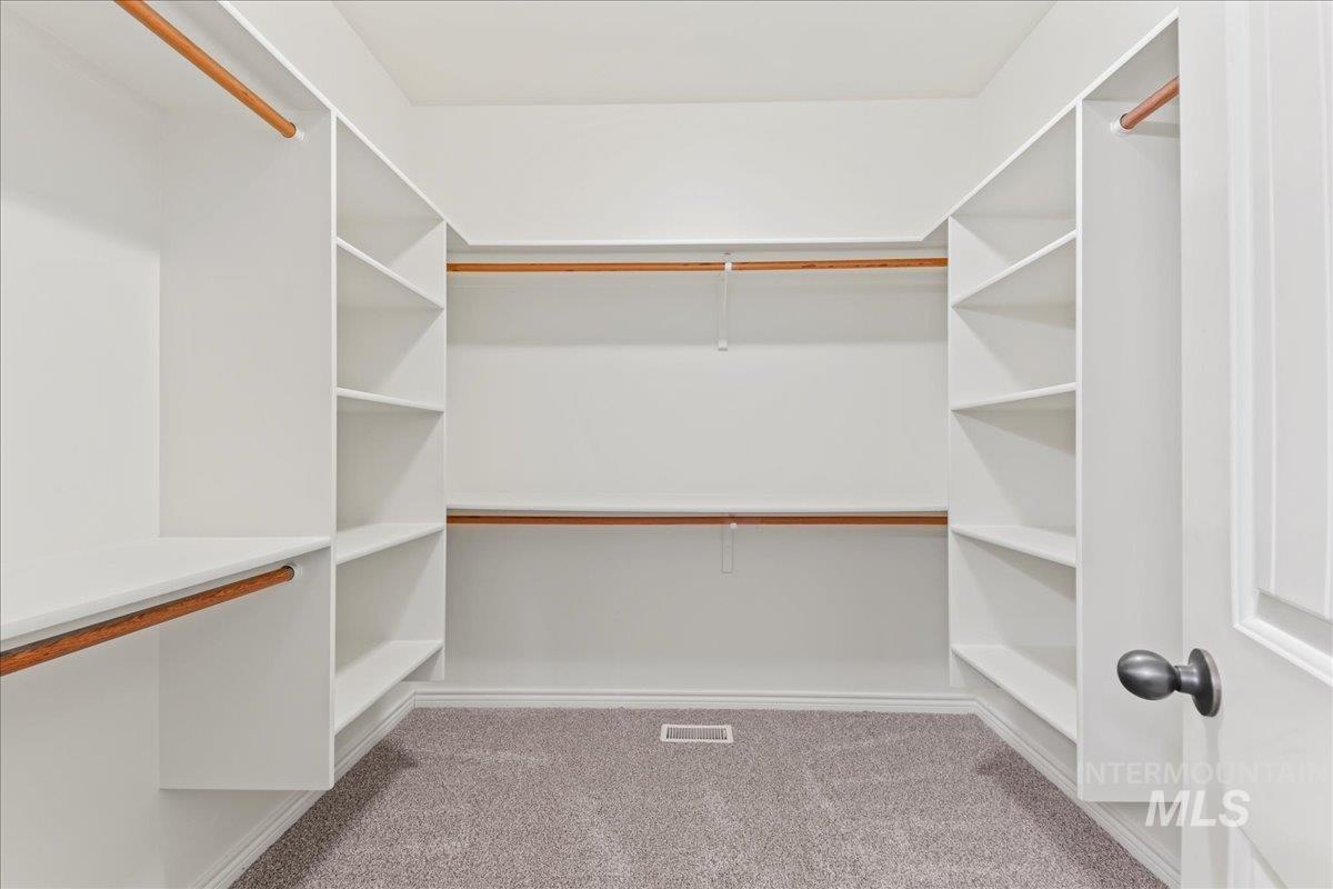 12677 W Murchison, Boise, Idaho 83709, 4 Bedrooms, 2.5 Bathrooms, Residential For Sale, Price $565,900,MLS 98971962