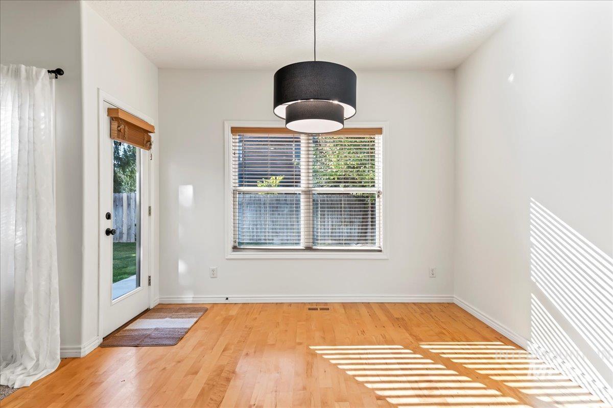 12677 W Murchison, Boise, Idaho 83709, 4 Bedrooms, 2.5 Bathrooms, Residential For Sale, Price $565,900,MLS 98971962