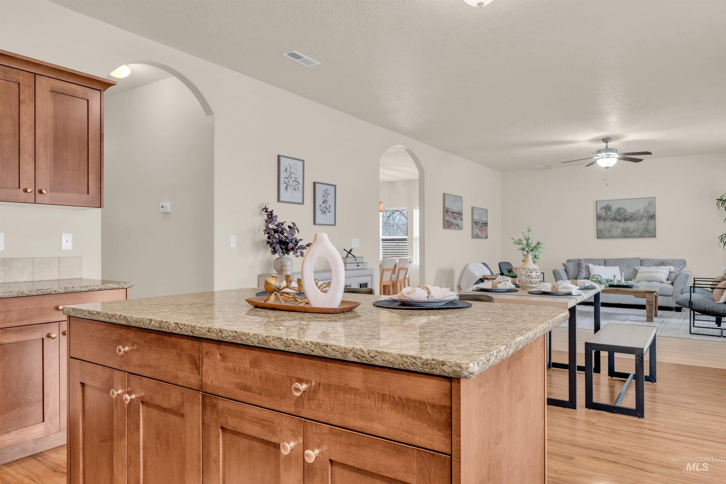 1931 E Melwood St, Meridian, Idaho 83642-9221, 5 Bedrooms, 2.5 Bathrooms, Residential For Sale, Price $639,000,MLS 98971965