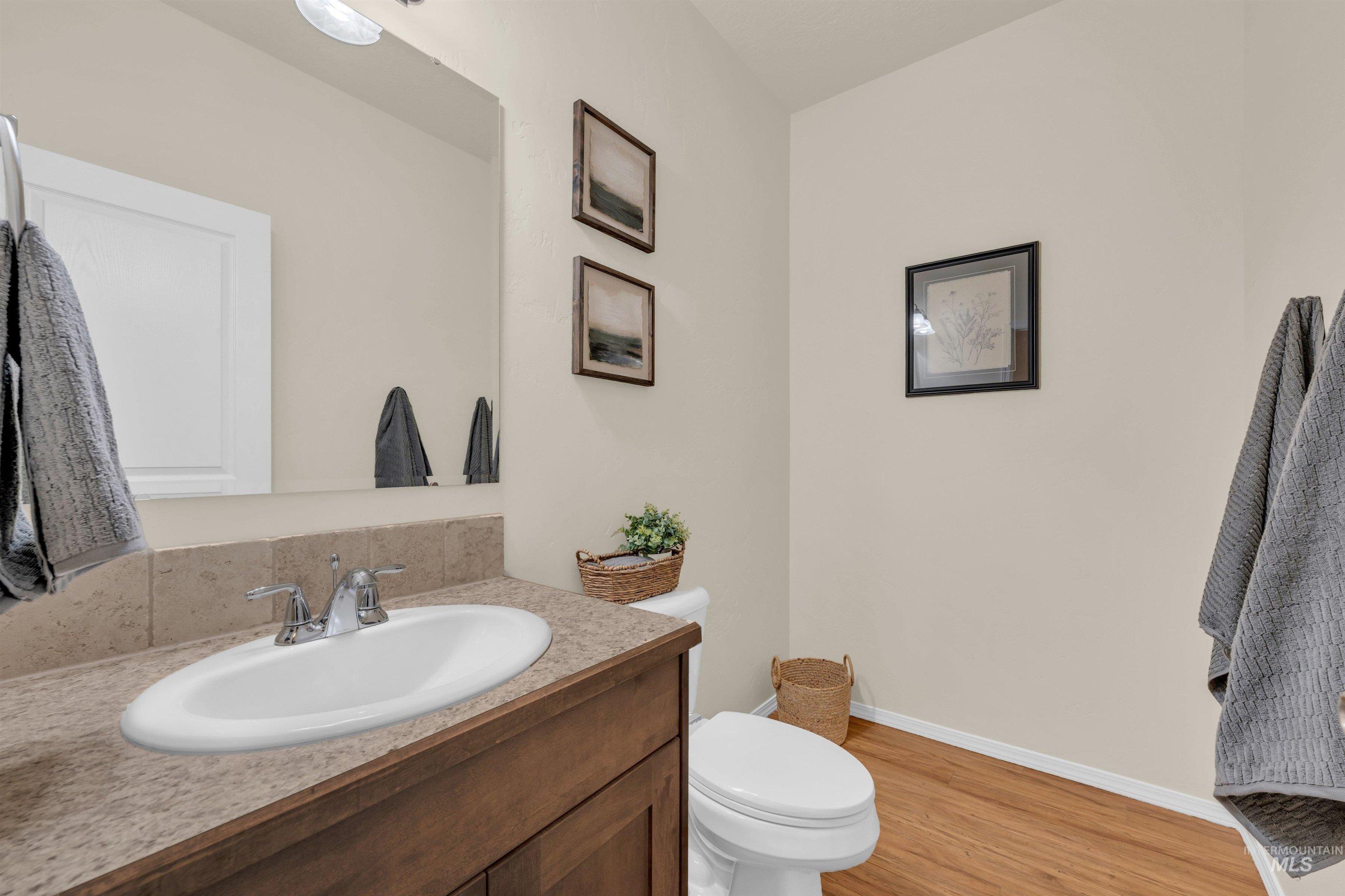 1931 E Melwood St, Meridian, Idaho 83642-9221, 5 Bedrooms, 2.5 Bathrooms, Residential For Sale, Price $639,000,MLS 98971965