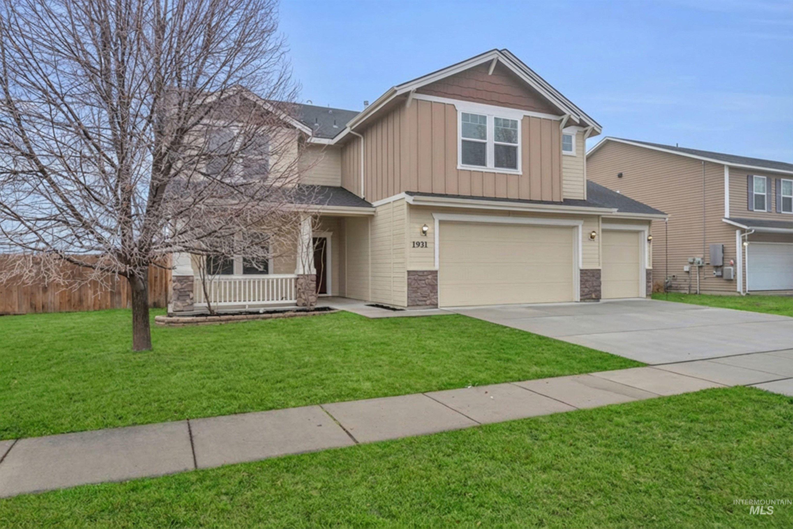 1931 E Melwood St, Meridian, Idaho 83642-9221, 5 Bedrooms, 2.5 Bathrooms, Residential For Sale, Price $639,000,MLS 98971965