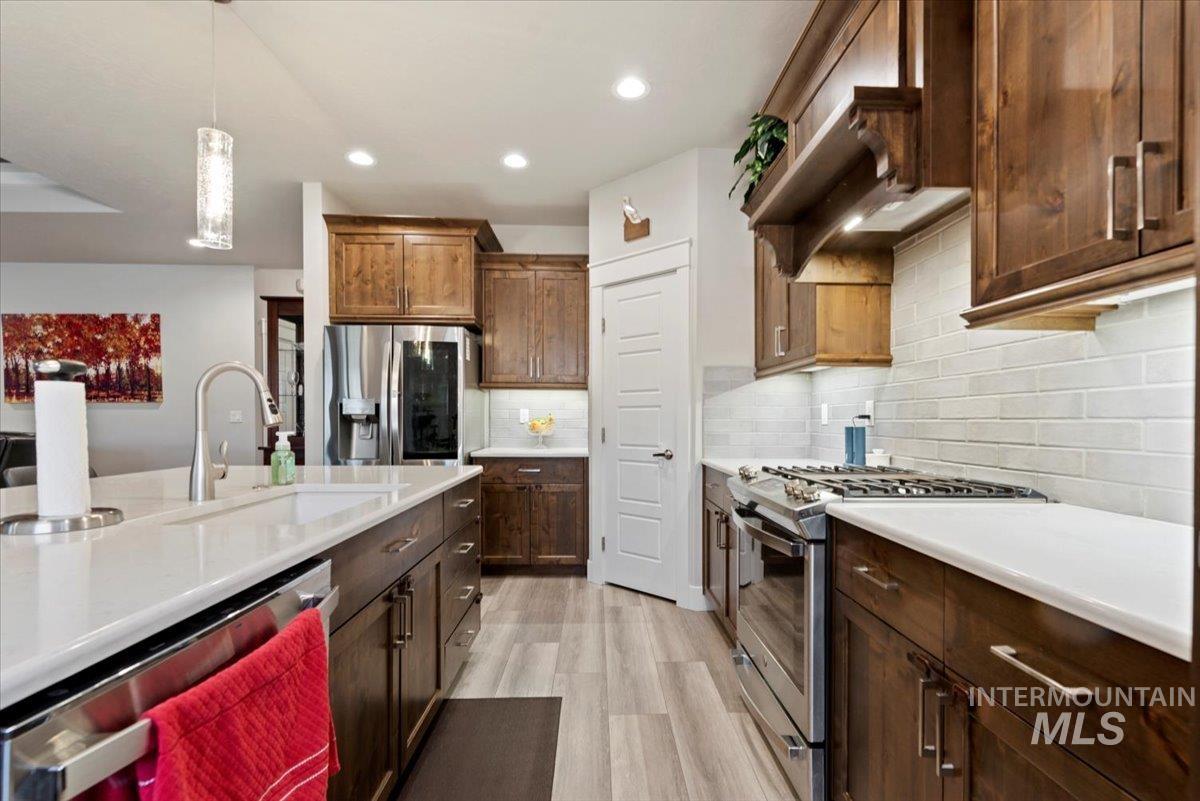 2360 S Pelion Way, Nampa, Idaho 83686, 4 Bedrooms, 2.5 Bathrooms, Residential For Sale, Price $699,900,MLS 98971967