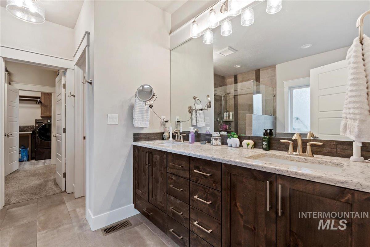 2360 S Pelion Way, Nampa, Idaho 83686, 4 Bedrooms, 2.5 Bathrooms, Residential For Sale, Price $699,900,MLS 98971967