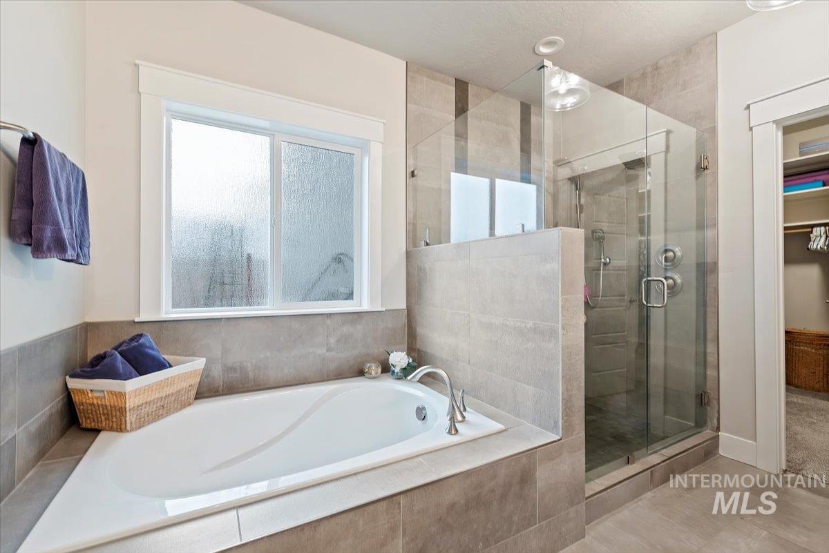 2360 S Pelion Way, Nampa, Idaho 83686, 4 Bedrooms, 2.5 Bathrooms, Residential For Sale, Price $699,900,MLS 98971967