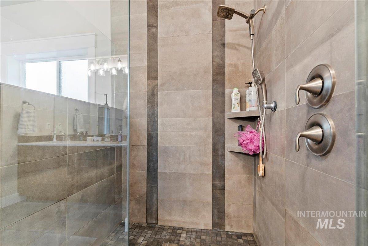 2360 S Pelion Way, Nampa, Idaho 83686, 4 Bedrooms, 2.5 Bathrooms, Residential For Sale, Price $699,900,MLS 98971967