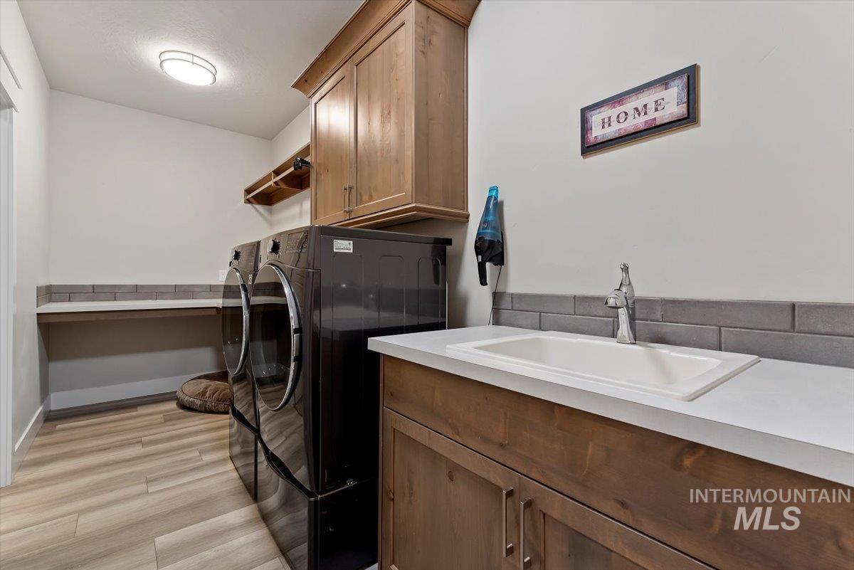 2360 S Pelion Way, Nampa, Idaho 83686, 4 Bedrooms, 2.5 Bathrooms, Residential For Sale, Price $699,900,MLS 98971967