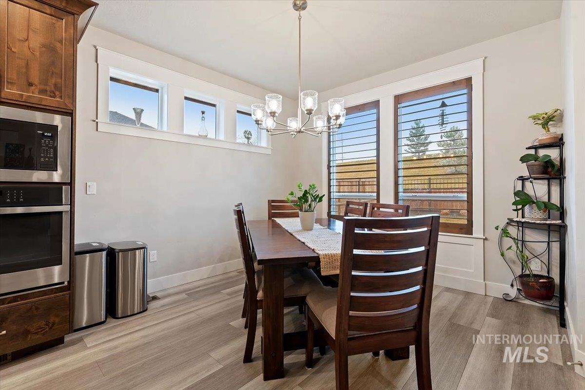 2360 S Pelion Way, Nampa, Idaho 83686, 4 Bedrooms, 2.5 Bathrooms, Residential For Sale, Price $699,900,MLS 98971967