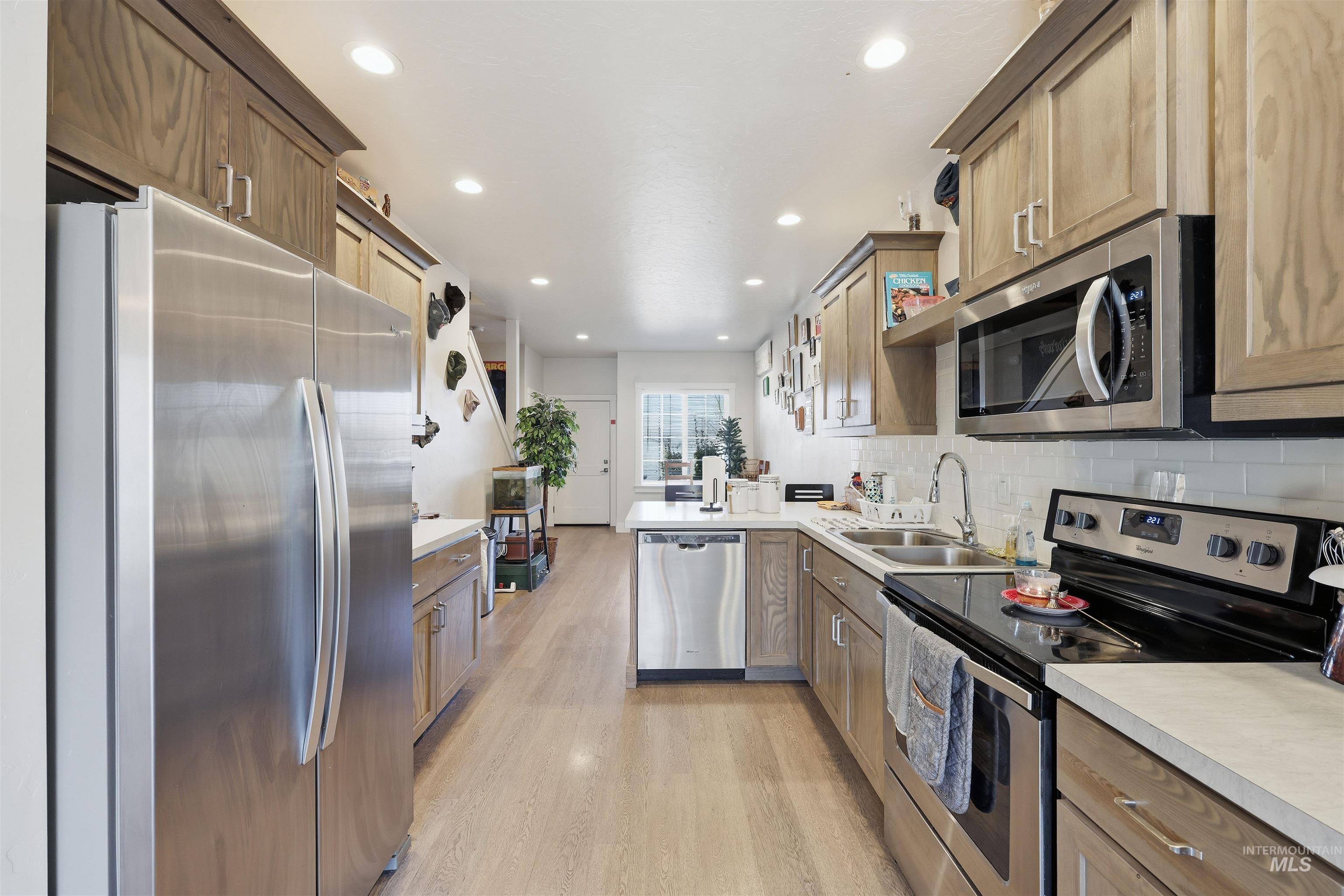 6341 Ruddsdale, Boise, Idaho 83709, 3 Bedrooms, 2.5 Bathrooms, Residential Income For Sale, Price $714,900,MLS 98971968