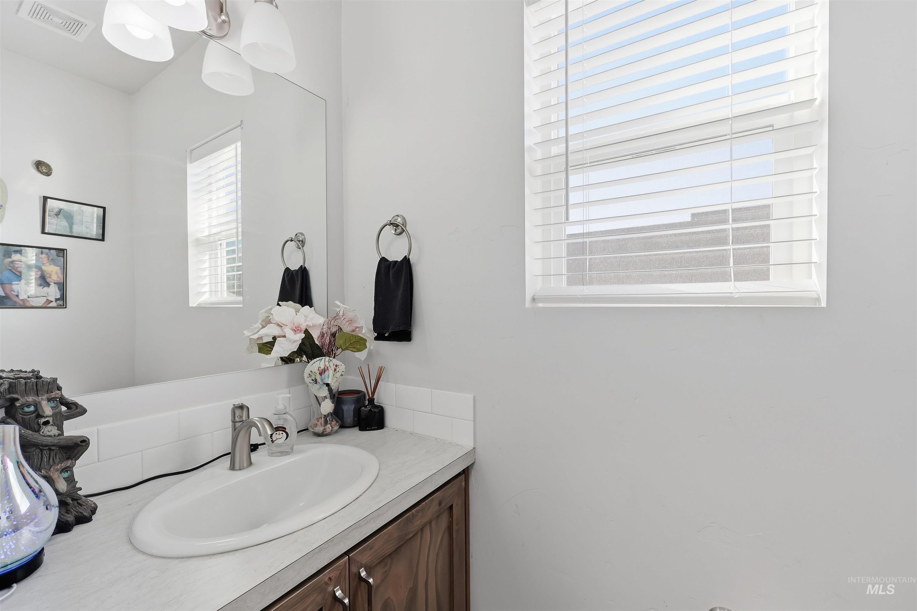 6341 Ruddsdale, Boise, Idaho 83709, 3 Bedrooms, 2.5 Bathrooms, Residential Income For Sale, Price $714,900,MLS 98971968