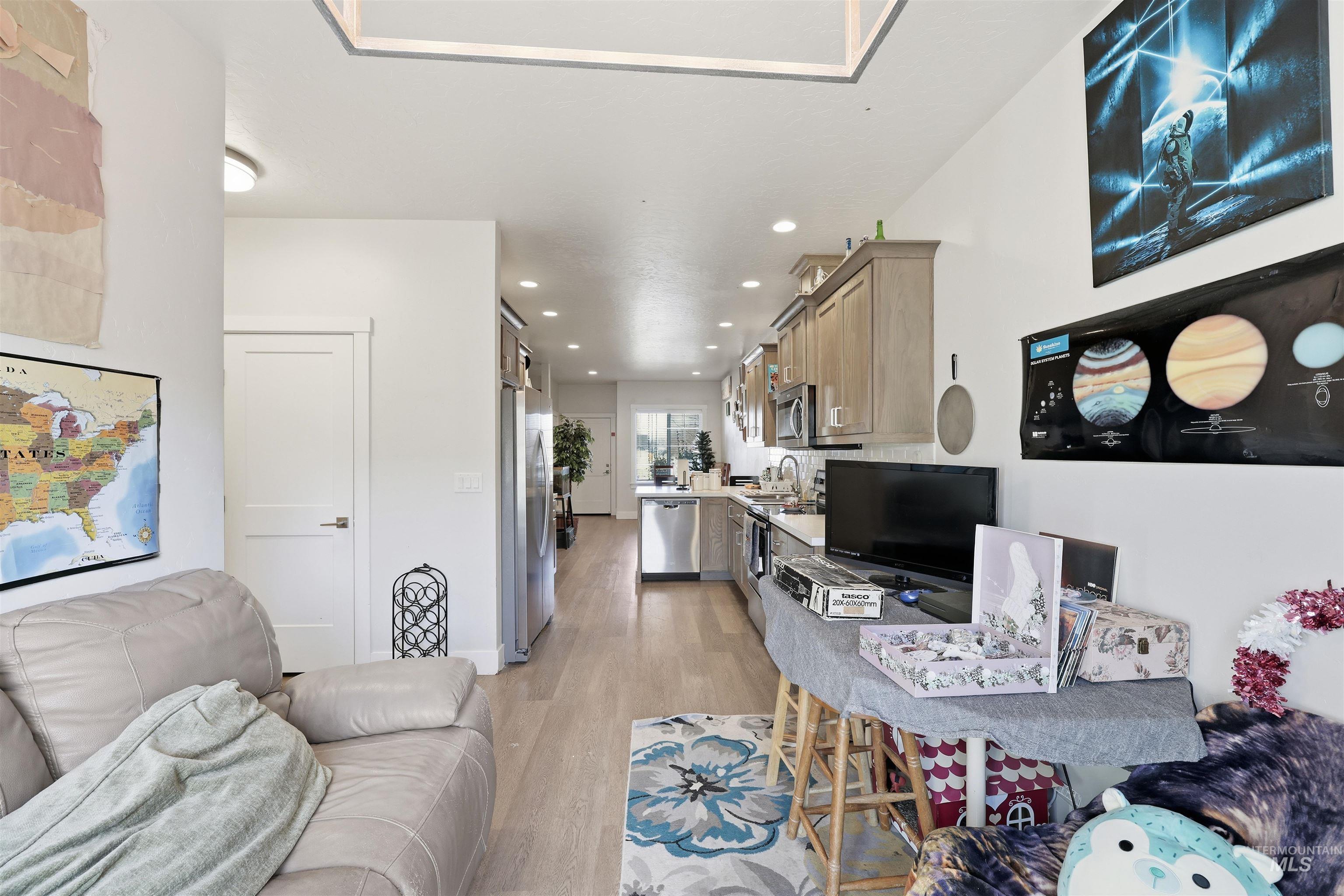 6341 Ruddsdale, Boise, Idaho 83709, 3 Bedrooms, 2.5 Bathrooms, Residential Income For Sale, Price $714,900,MLS 98971968