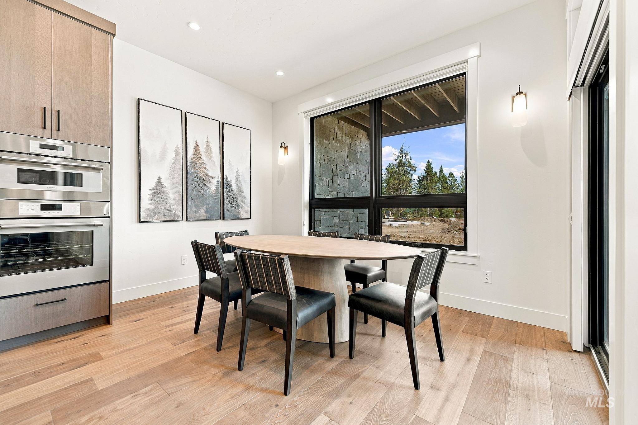 4 Dockside Circle, Donnelly, Idaho 83615, 3 Bedrooms, 3 Bathrooms, Residential For Sale, Price $1,649,000,MLS 98971972