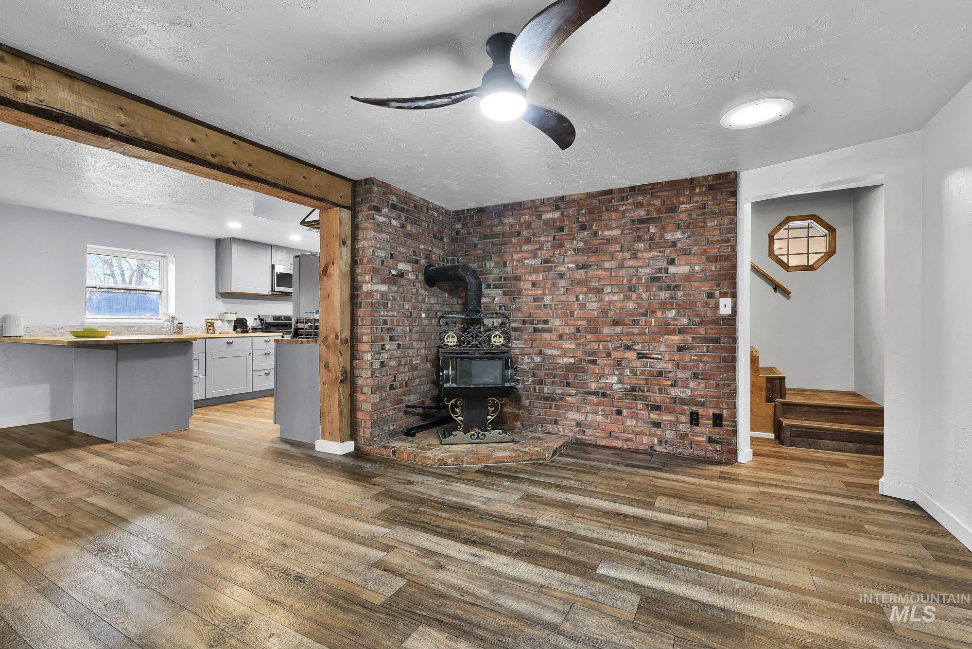 2520 N Montana Ave., Caldwell, Idaho 83605, 3 Bedrooms, 2 Bathrooms, Residential For Sale, Price $550,000,MLS 98971977