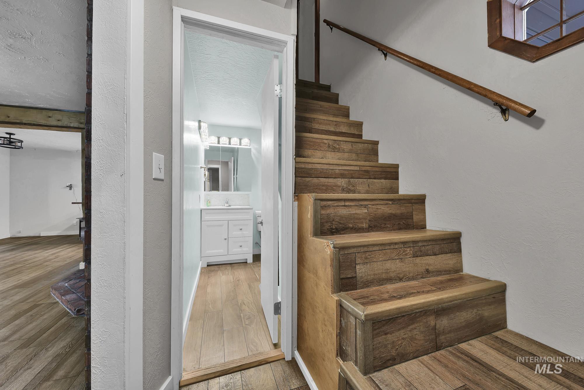 2520 N Montana Ave., Caldwell, Idaho 83605, 3 Bedrooms, 2 Bathrooms, Residential For Sale, Price $550,000,MLS 98971977