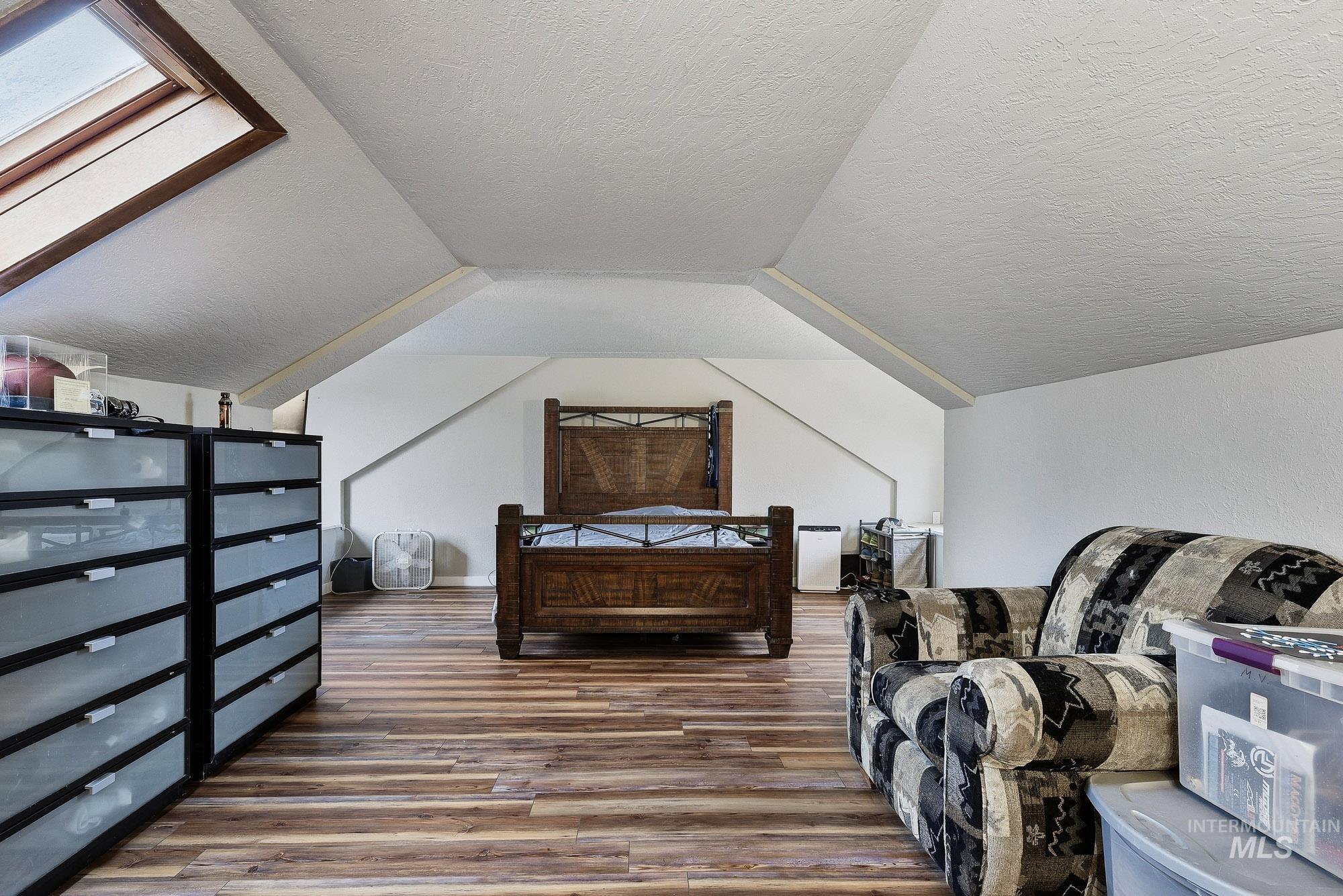 2520 N Montana Ave., Caldwell, Idaho 83605, 3 Bedrooms, 2 Bathrooms, Residential For Sale, Price $550,000,MLS 98971977