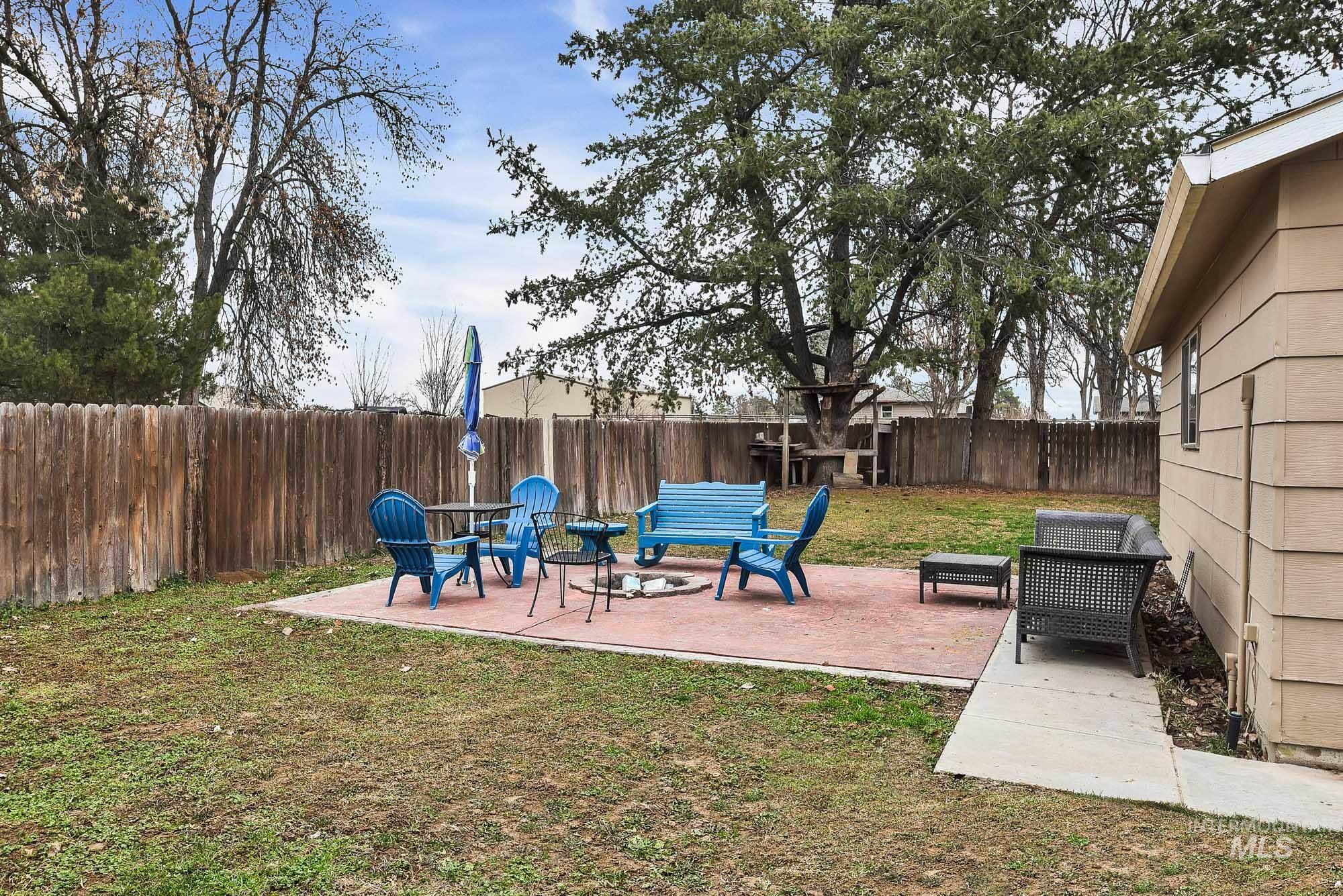 2520 N Montana Ave., Caldwell, Idaho 83605, 3 Bedrooms, 2 Bathrooms, Residential For Sale, Price $550,000,MLS 98971977