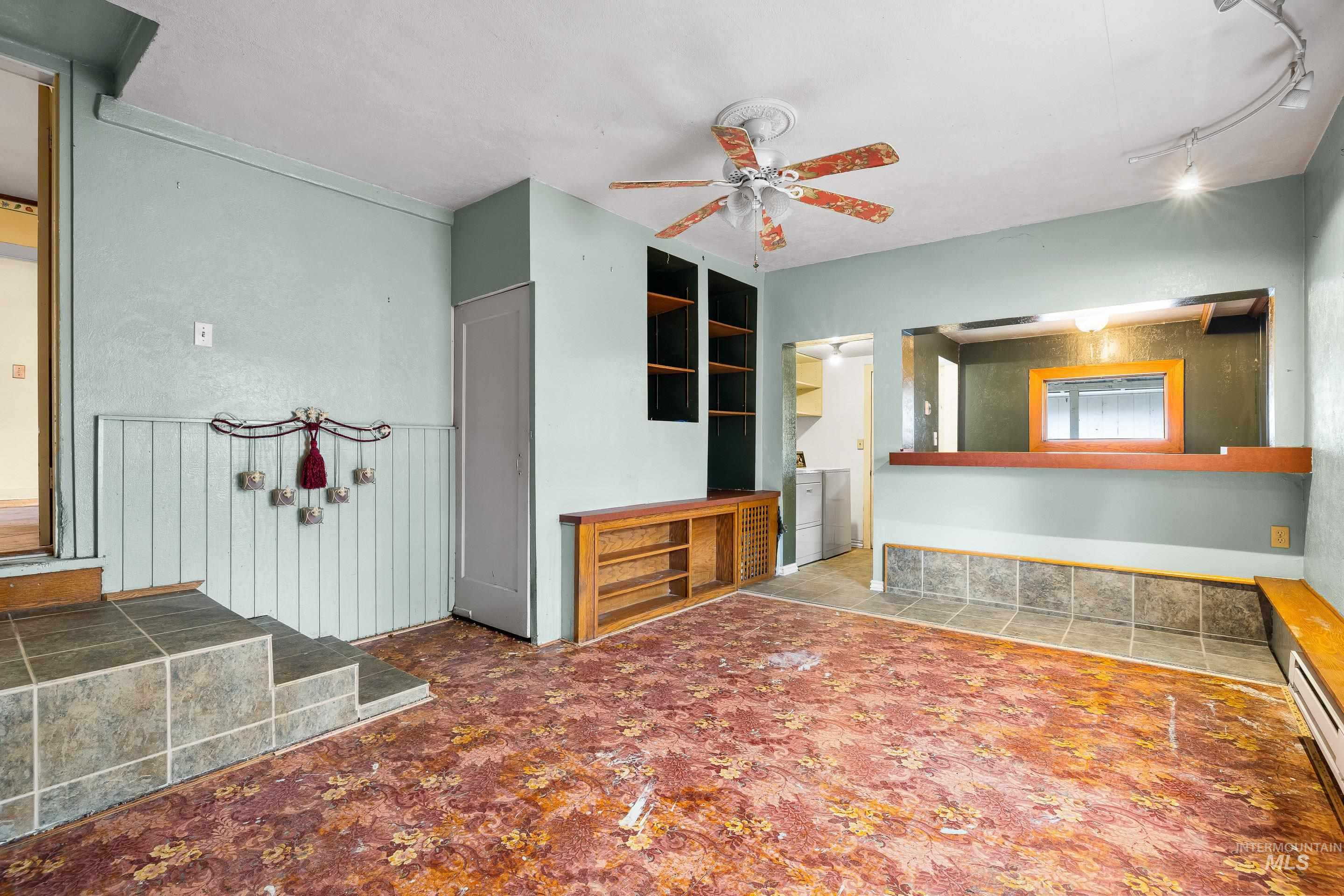 2305 S Gekeler Ln, Boise, Idaho 83706, 3 Bedrooms, 1 Bathroom, Residential For Sale, Price $473,000,MLS 98971978