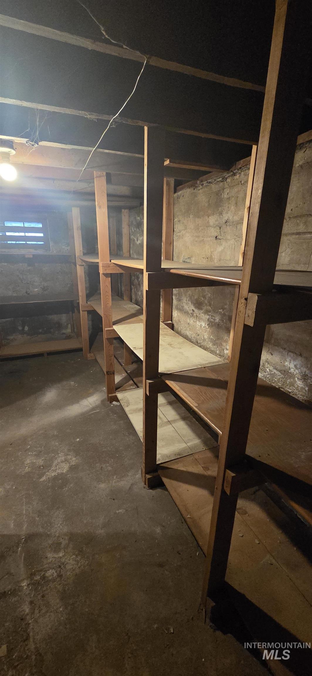 2305 S Gekeler Ln, Boise, Idaho 83706, 3 Bedrooms, 1 Bathroom, Residential For Sale, Price $473,000,MLS 98971978