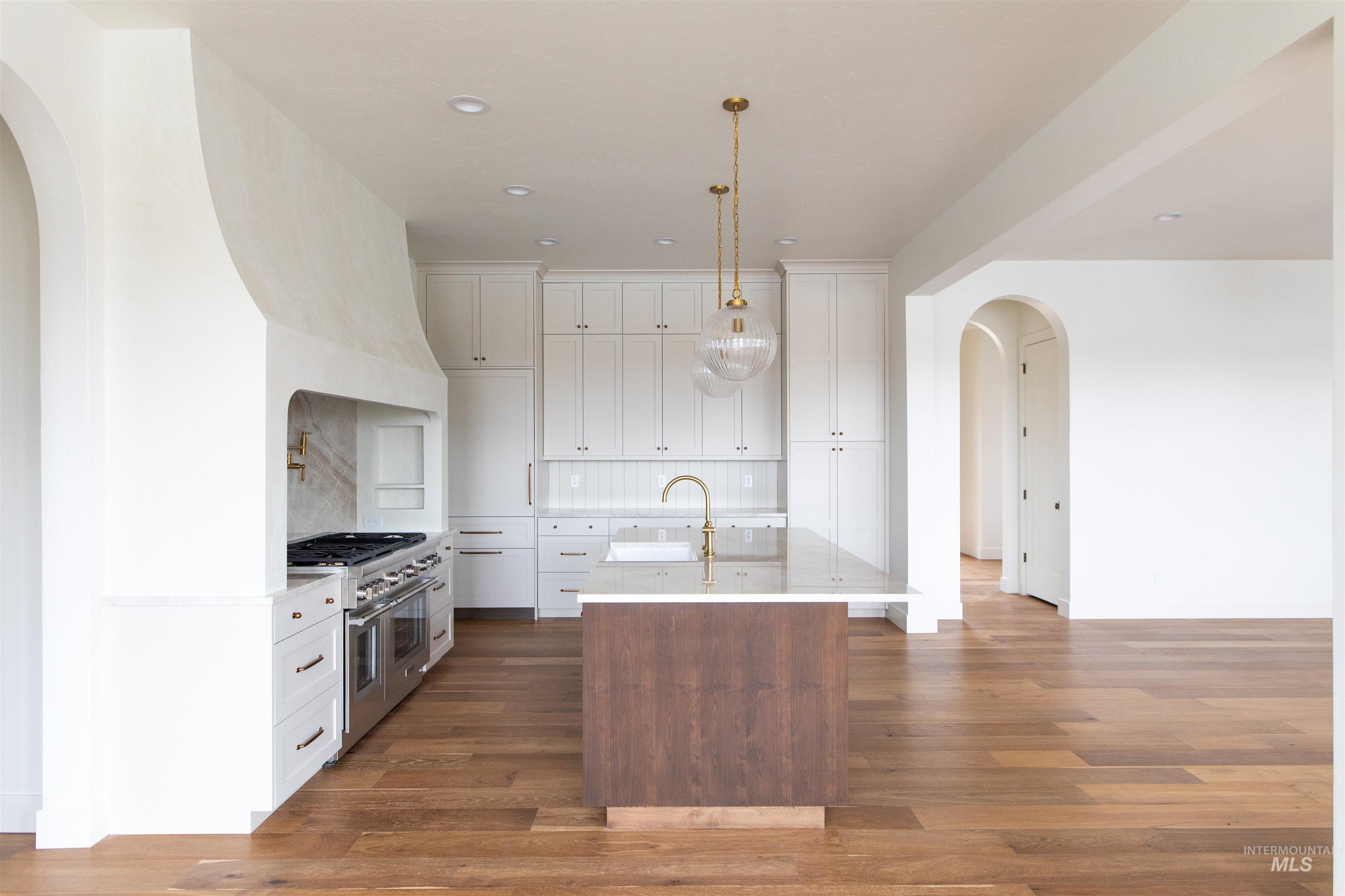 512 Joy Ave., Middleton, Idaho 83642, 4 Bedrooms, 3.5 Bathrooms, Residential For Sale, Price $1,350,000,MLS 98971980