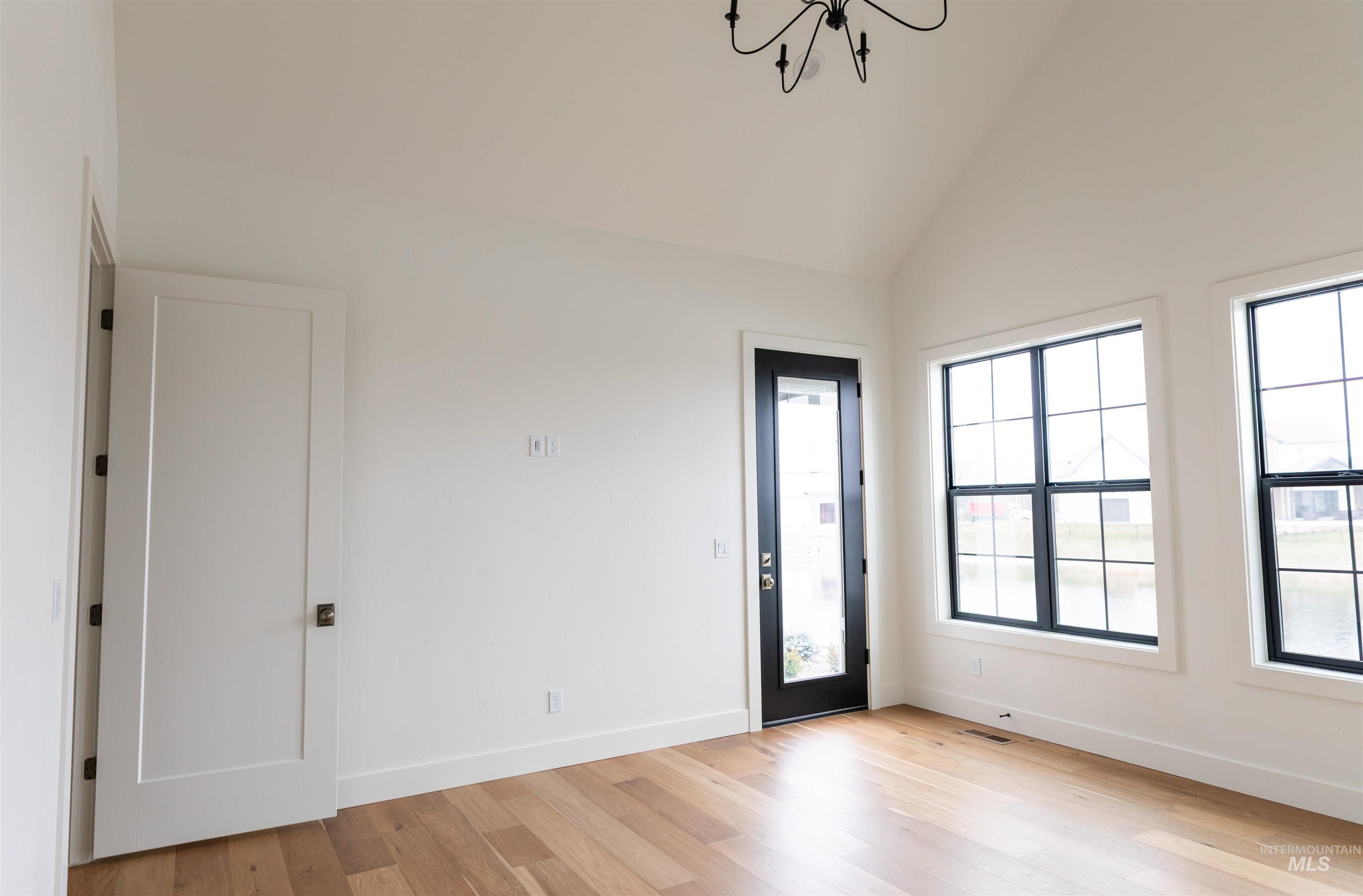 512 Joy Ave., Middleton, Idaho 83642, 4 Bedrooms, 3.5 Bathrooms, Residential For Sale, Price $1,350,000,MLS 98971980