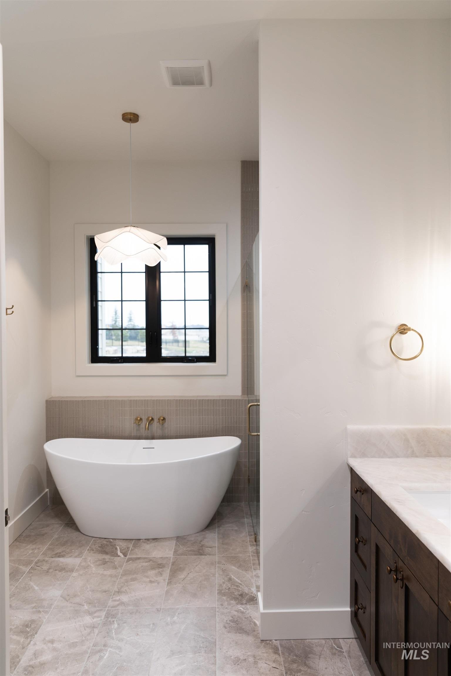 512 Joy Ave., Middleton, Idaho 83642, 4 Bedrooms, 3.5 Bathrooms, Residential For Sale, Price $1,350,000,MLS 98971980