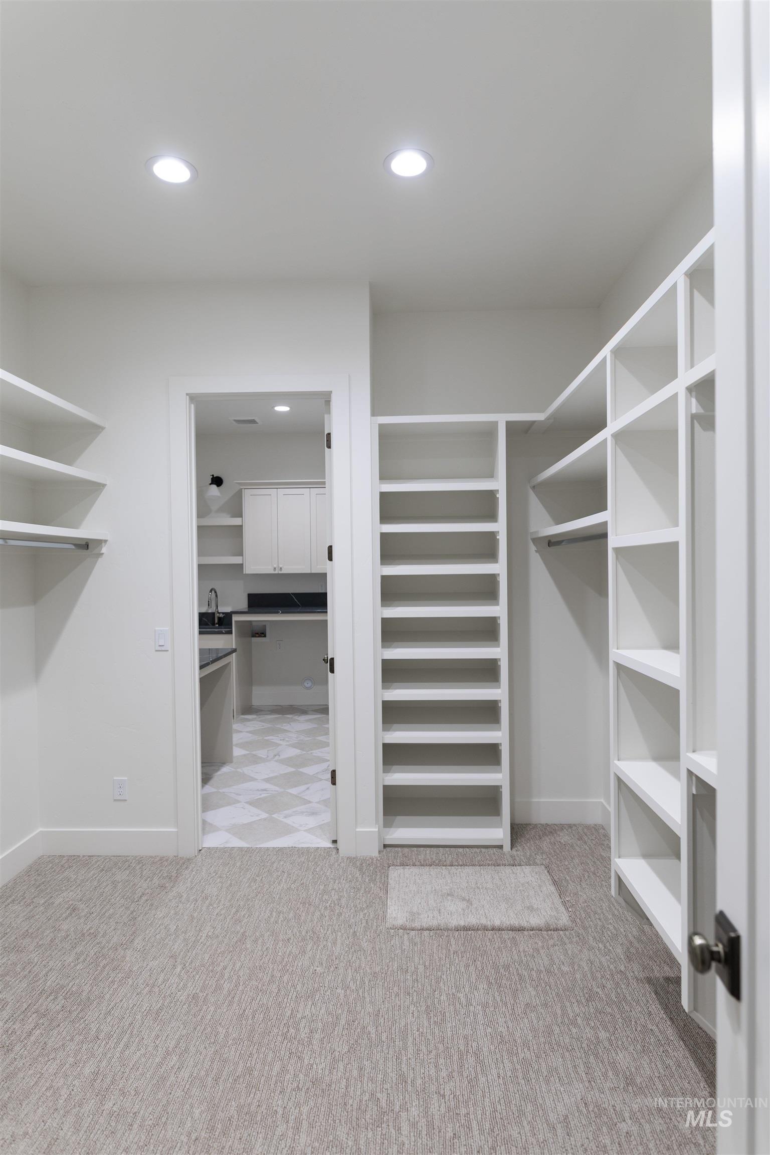 512 Joy Ave., Middleton, Idaho 83642, 4 Bedrooms, 3.5 Bathrooms, Residential For Sale, Price $1,350,000,MLS 98971980