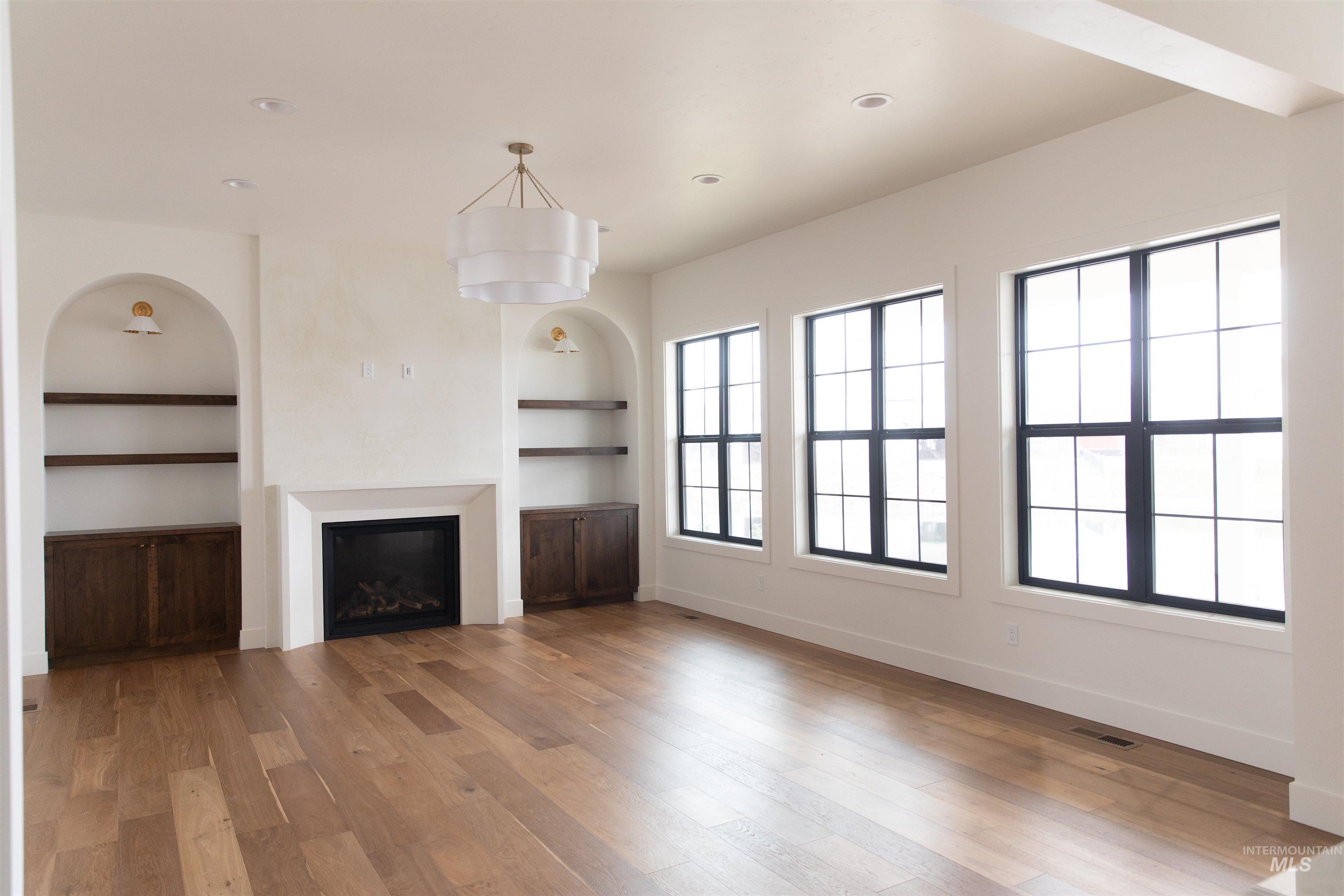 512 Joy Ave., Middleton, Idaho 83642, 4 Bedrooms, 3.5 Bathrooms, Residential For Sale, Price $1,350,000,MLS 98971980