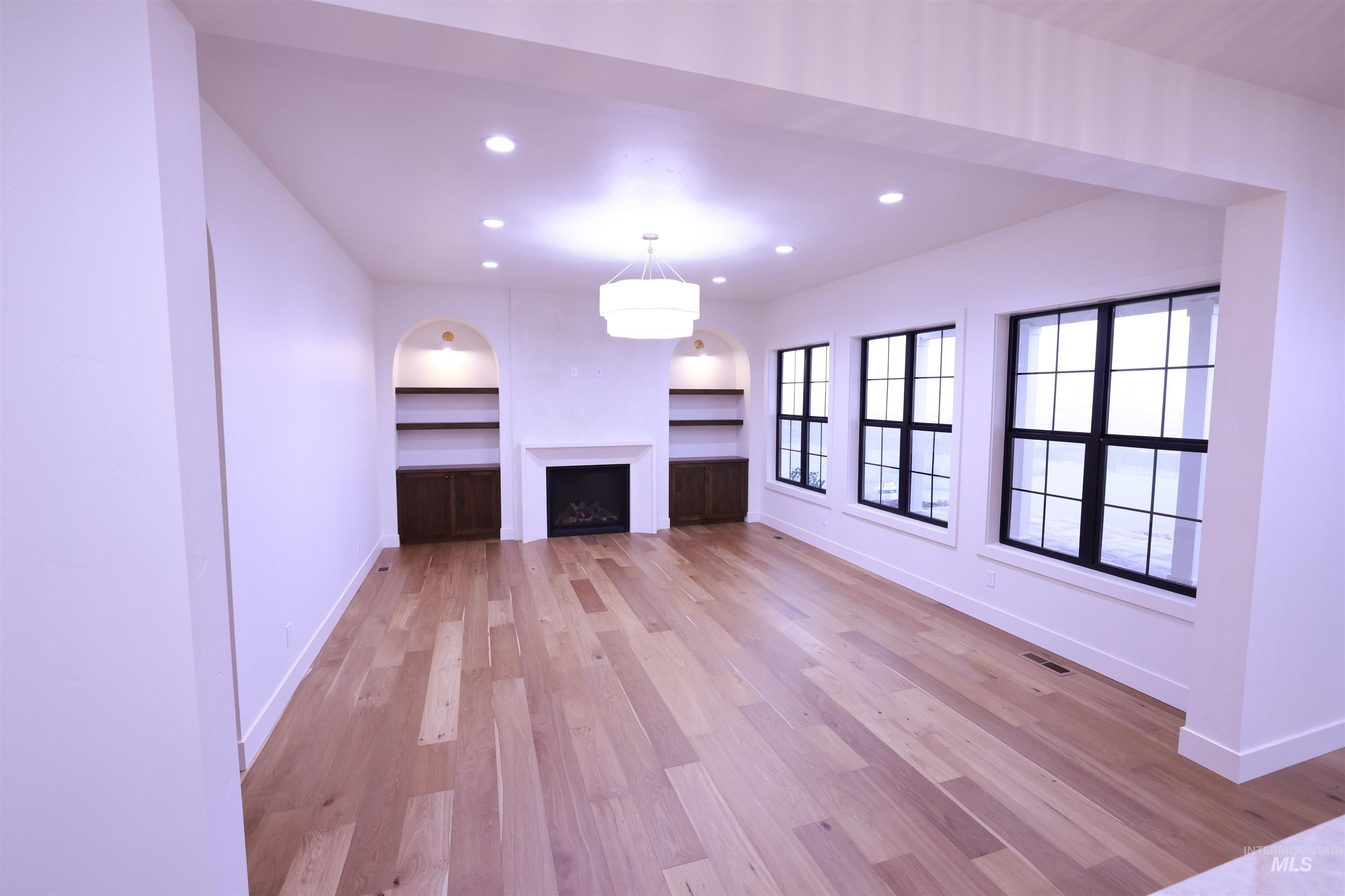 512 Joy Ave., Middleton, Idaho 83642, 4 Bedrooms, 3.5 Bathrooms, Residential For Sale, Price $1,350,000,MLS 98971980