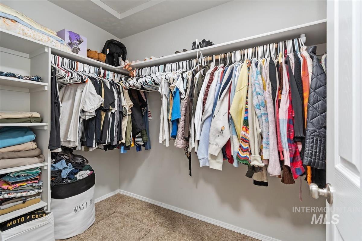 2799 W Midnight Dr., Kuna, Idaho 83634, 4 Bedrooms, 2 Bathrooms, Residential For Sale, Price $499,000,MLS 98971981