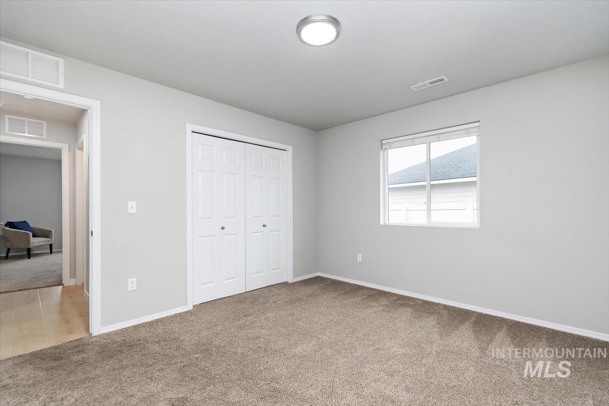 2799 W Midnight Dr., Kuna, Idaho 83634, 4 Bedrooms, 2 Bathrooms, Residential For Sale, Price $499,000, 98971981