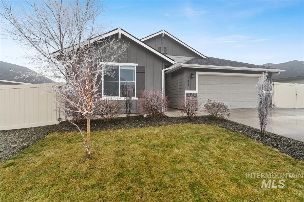 2799 W Midnight Dr., Kuna, Idaho 83634, 4 Bedrooms, 2 Bathrooms, Residential For Sale, Price $499,000,MLS 98971981