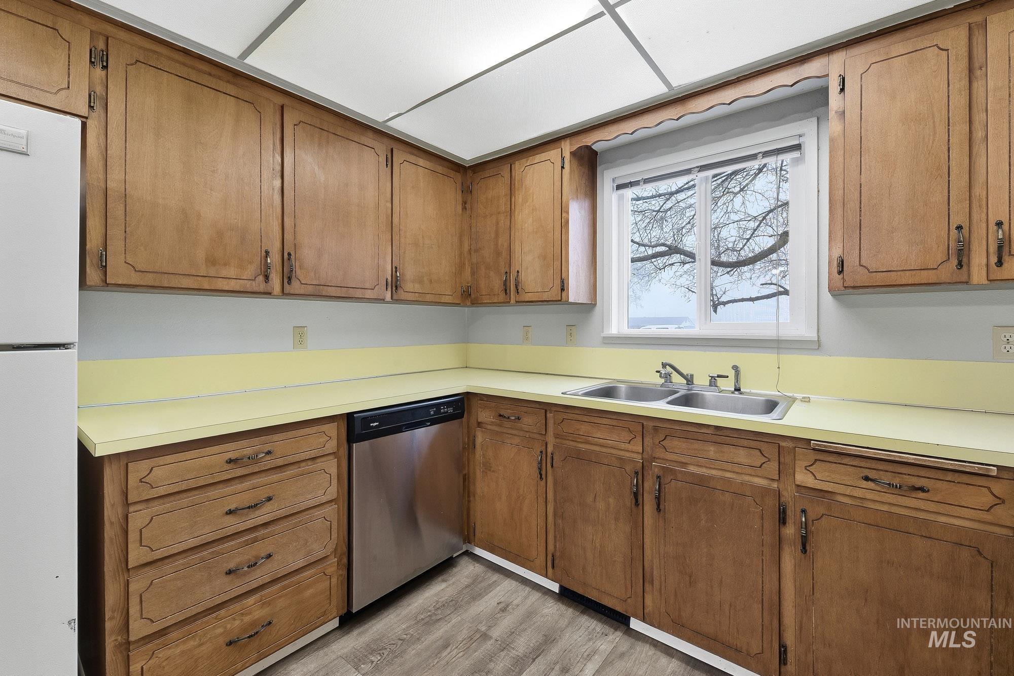 312 Denker, Caldwell, Idaho 83605, 2 Bedrooms, 1 Bathroom, Residential Income For Sale, Price $410,000,MLS 98971983