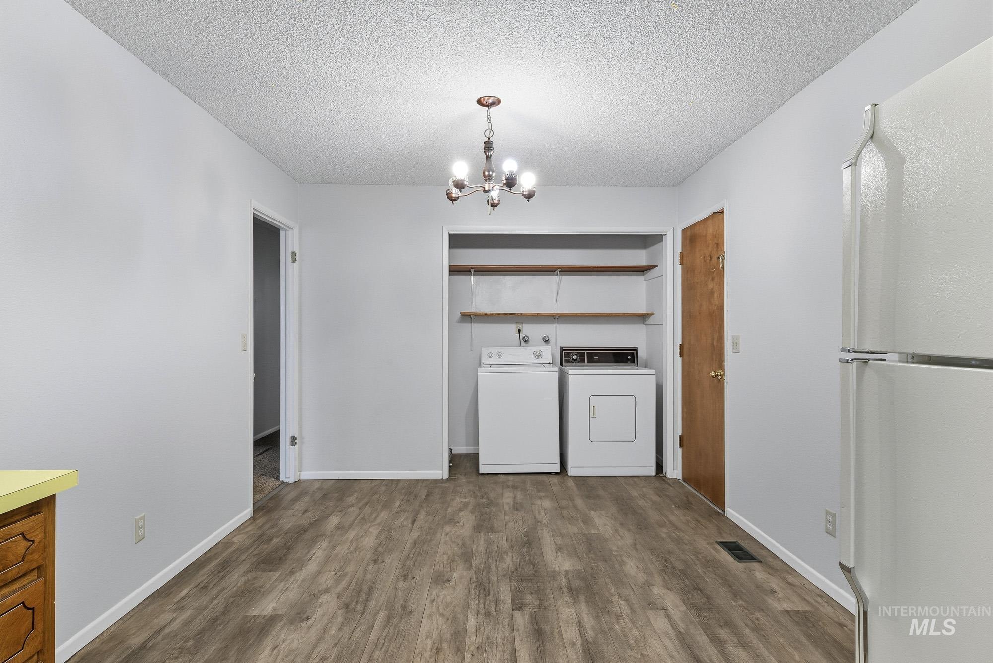 312 Denker, Caldwell, Idaho 83605, 2 Bedrooms, 1 Bathroom, Residential Income For Sale, Price $410,000,MLS 98971983