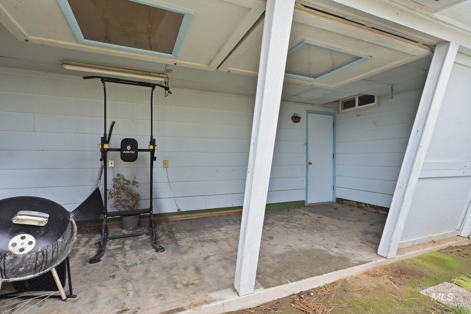 312 Denker, Caldwell, Idaho 83605, 2 Bedrooms, 1 Bathroom, Residential Income For Sale, Price $410,000,MLS 98971983