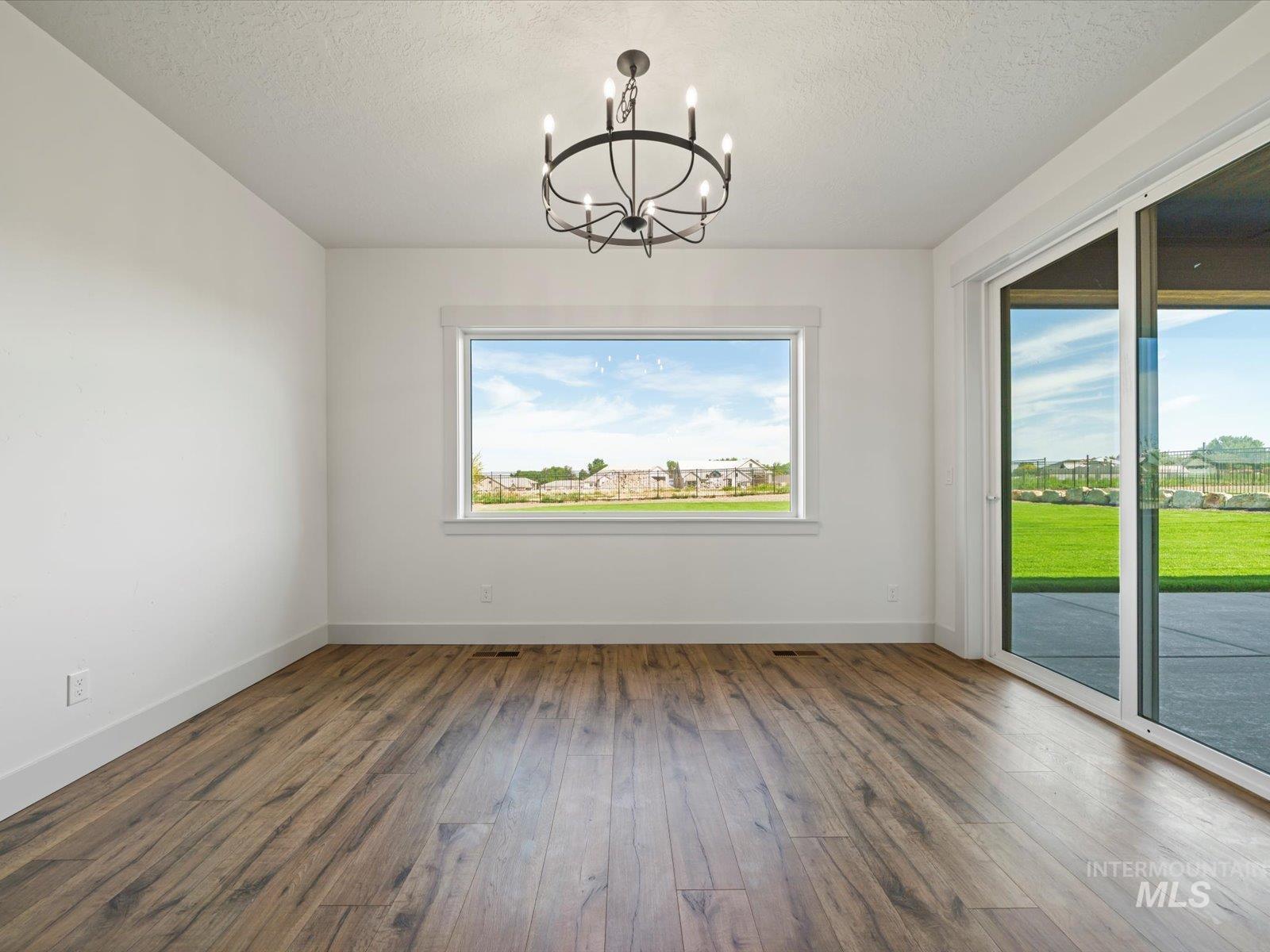 6952 E Chicken Hawk Loop, Nampa, Idaho 83686, 5 Bedrooms, 4.5 Bathrooms, Residential For Sale, Price $1,050,000,MLS 98971986