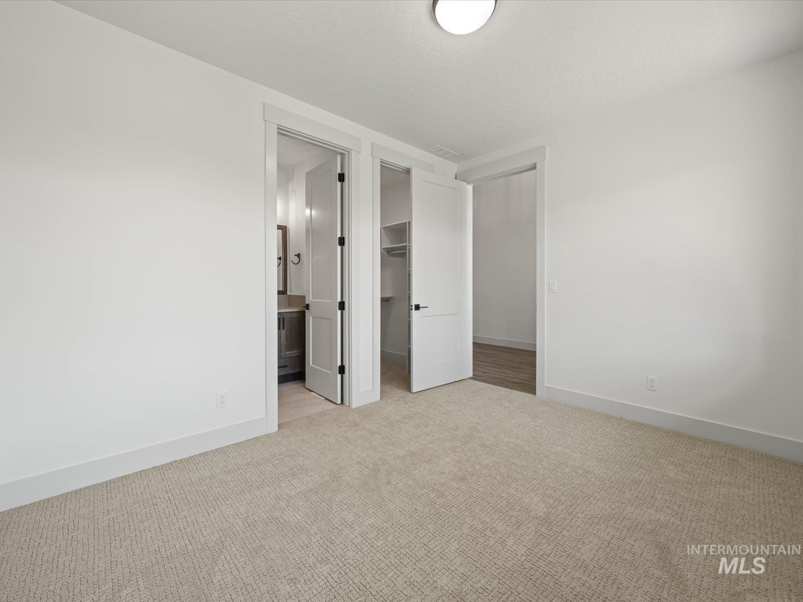 6952 E Chicken Hawk Loop, Nampa, Idaho 83686, 5 Bedrooms, 4.5 Bathrooms, Residential For Sale, Price $1,050,000,MLS 98971986