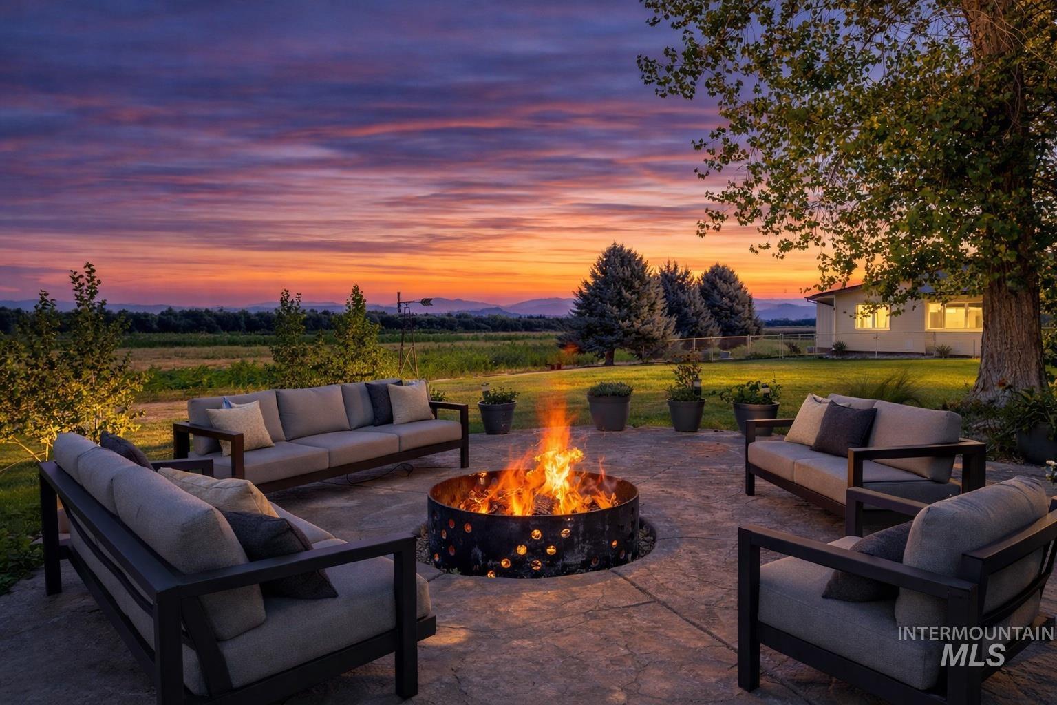 9650 Kemp Rd., Middleton, Idaho 83644, 4 Bedrooms, 3.5 Bathrooms, Residential For Sale, Price $998,500,MLS 98971987