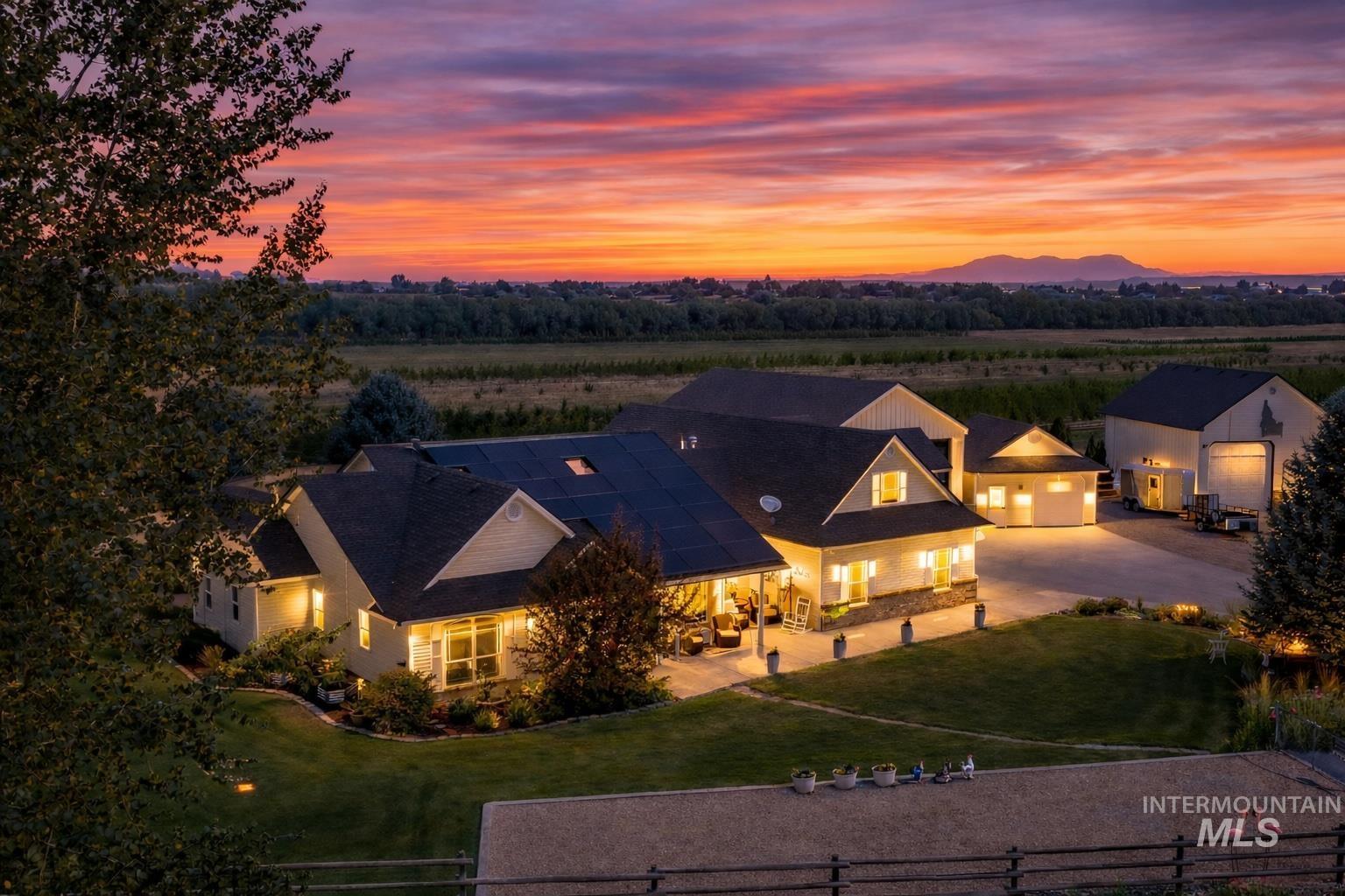 9650 Kemp Rd., Middleton, Idaho 83644, 4 Bedrooms, 3.5 Bathrooms, Residential For Sale, Price $998,500,MLS 98971987