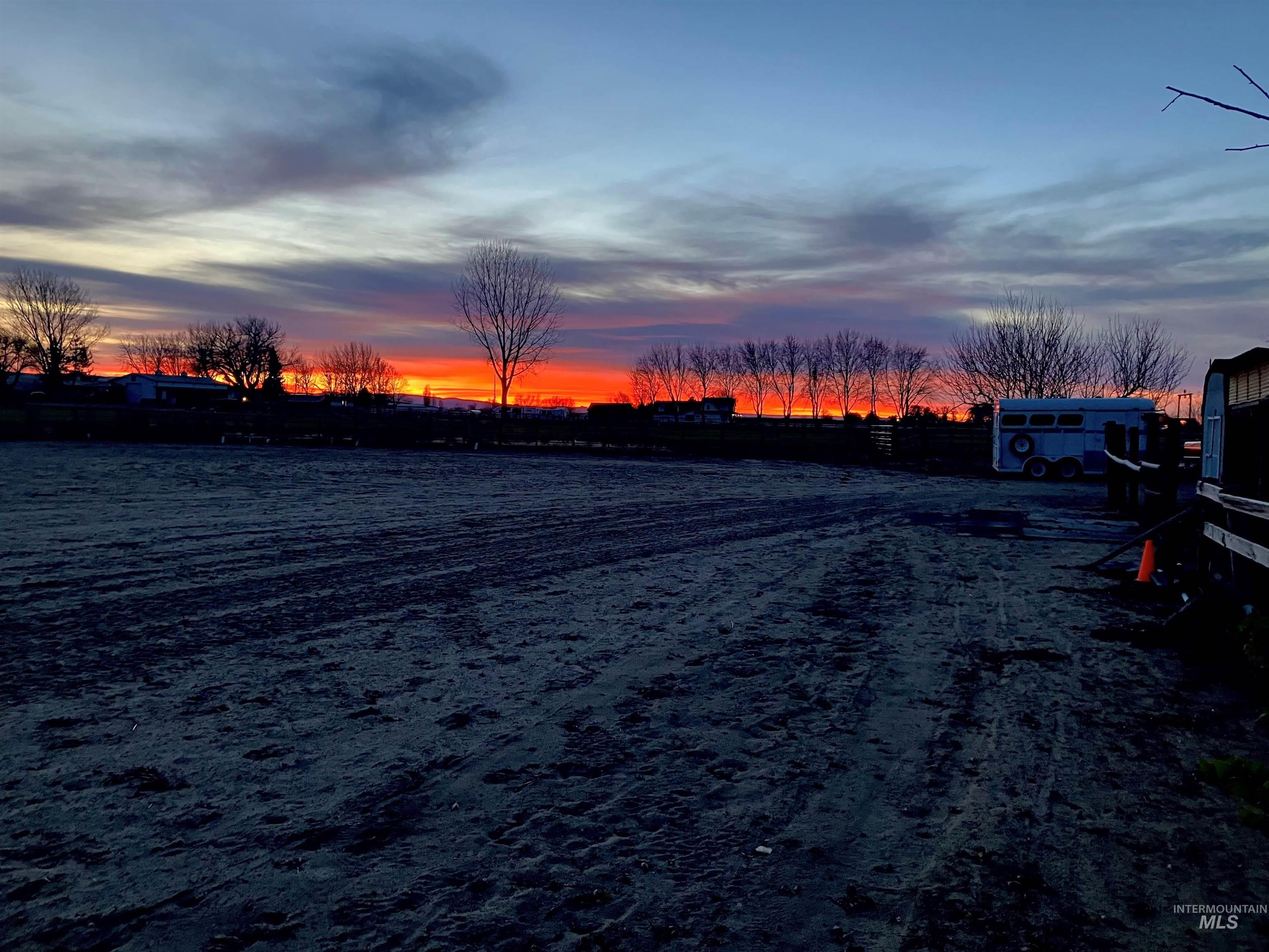 603 E King Rd, Kuna, Idaho 83634, 2 Bedrooms, 2 Bathrooms, Residential For Sale, Price $1,250,000,MLS 98971988