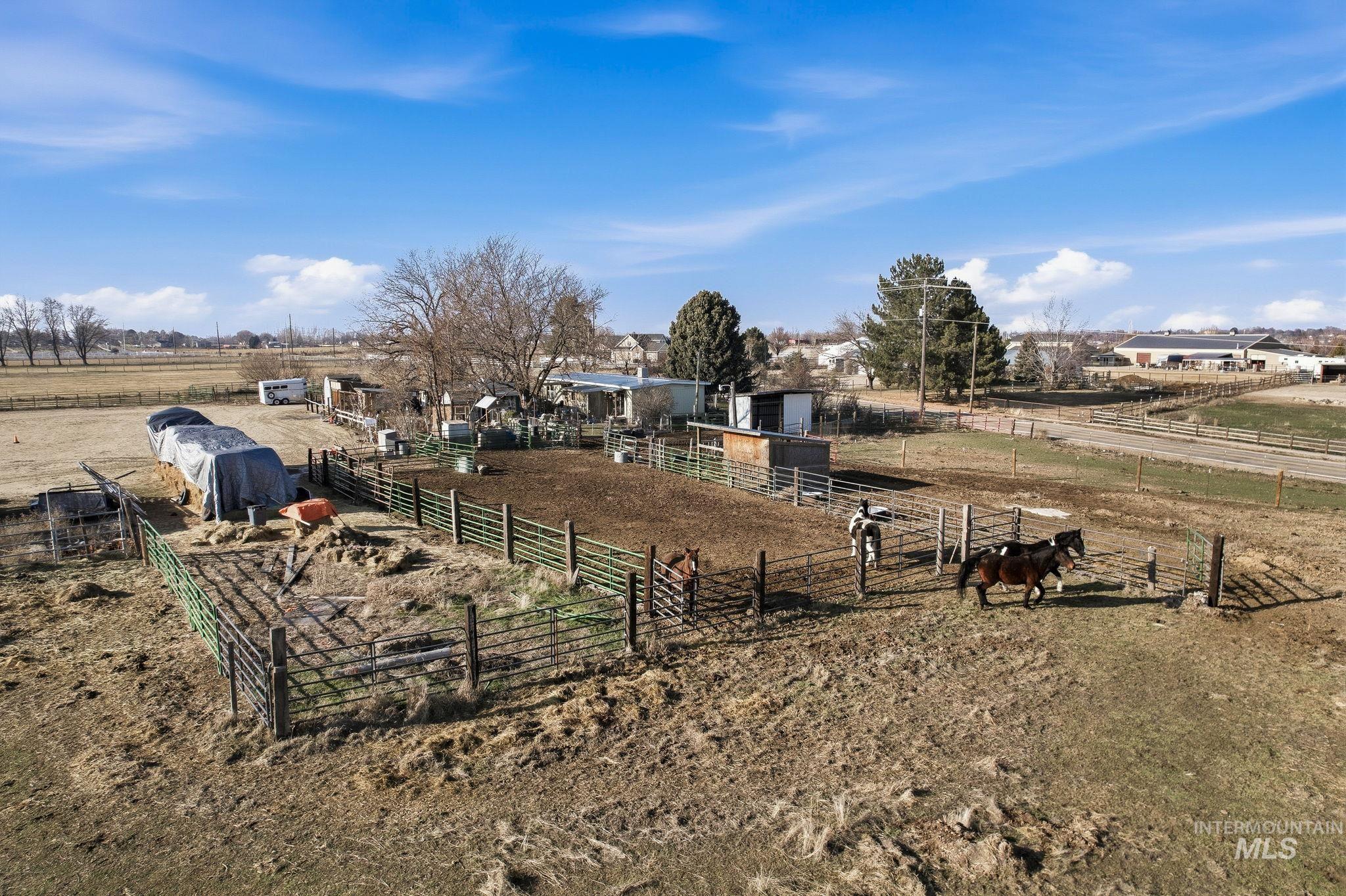 603 E King Rd, Kuna, Idaho 83634, 2 Bedrooms, 2 Bathrooms, Residential For Sale, Price $1,250,000,MLS 98971988
