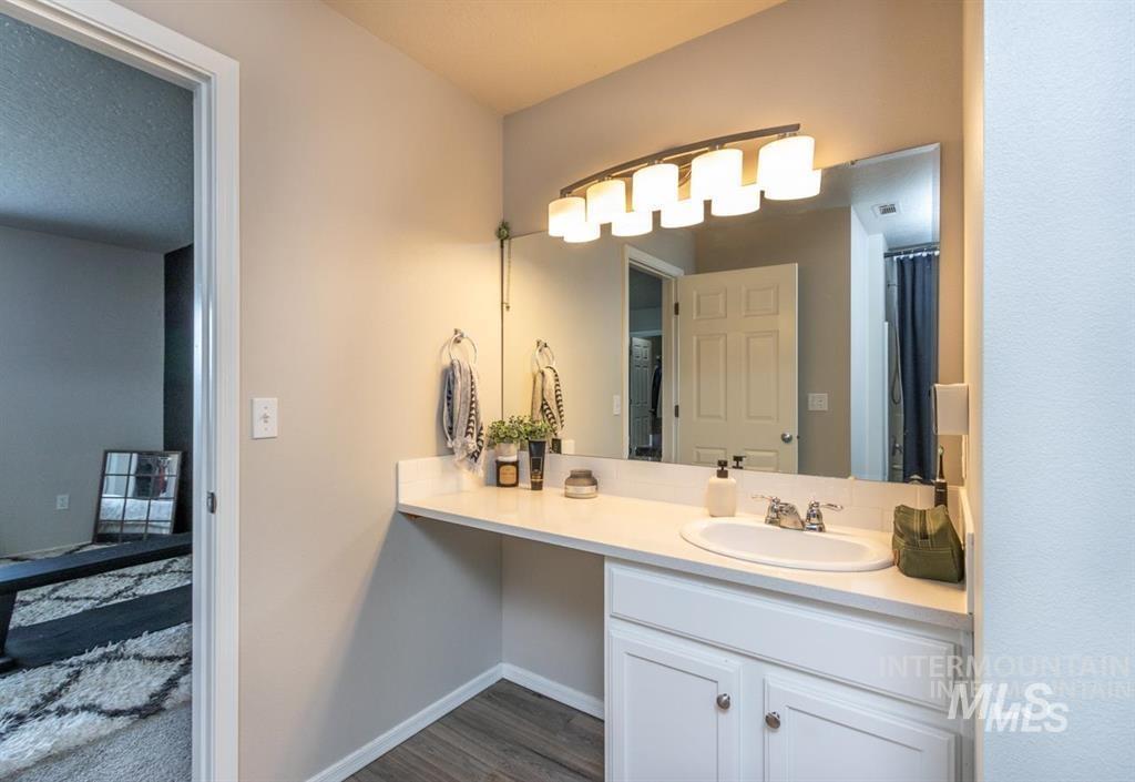 13779 Paraiso, Caldwell, Idaho 83607, 4 Bedrooms, 2.5 Bathrooms, Residential For Sale, Price $390,000,MLS 98971989