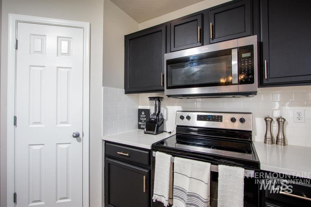 13779 Paraiso, Caldwell, Idaho 83607, 4 Bedrooms, 2.5 Bathrooms, Residential For Sale, Price $390,000,MLS 98971989