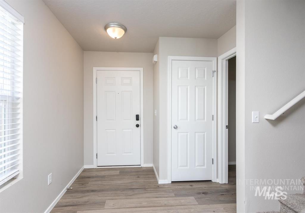 13779 Paraiso, Caldwell, Idaho 83607, 4 Bedrooms, 2.5 Bathrooms, Residential For Sale, Price $390,000,MLS 98971989