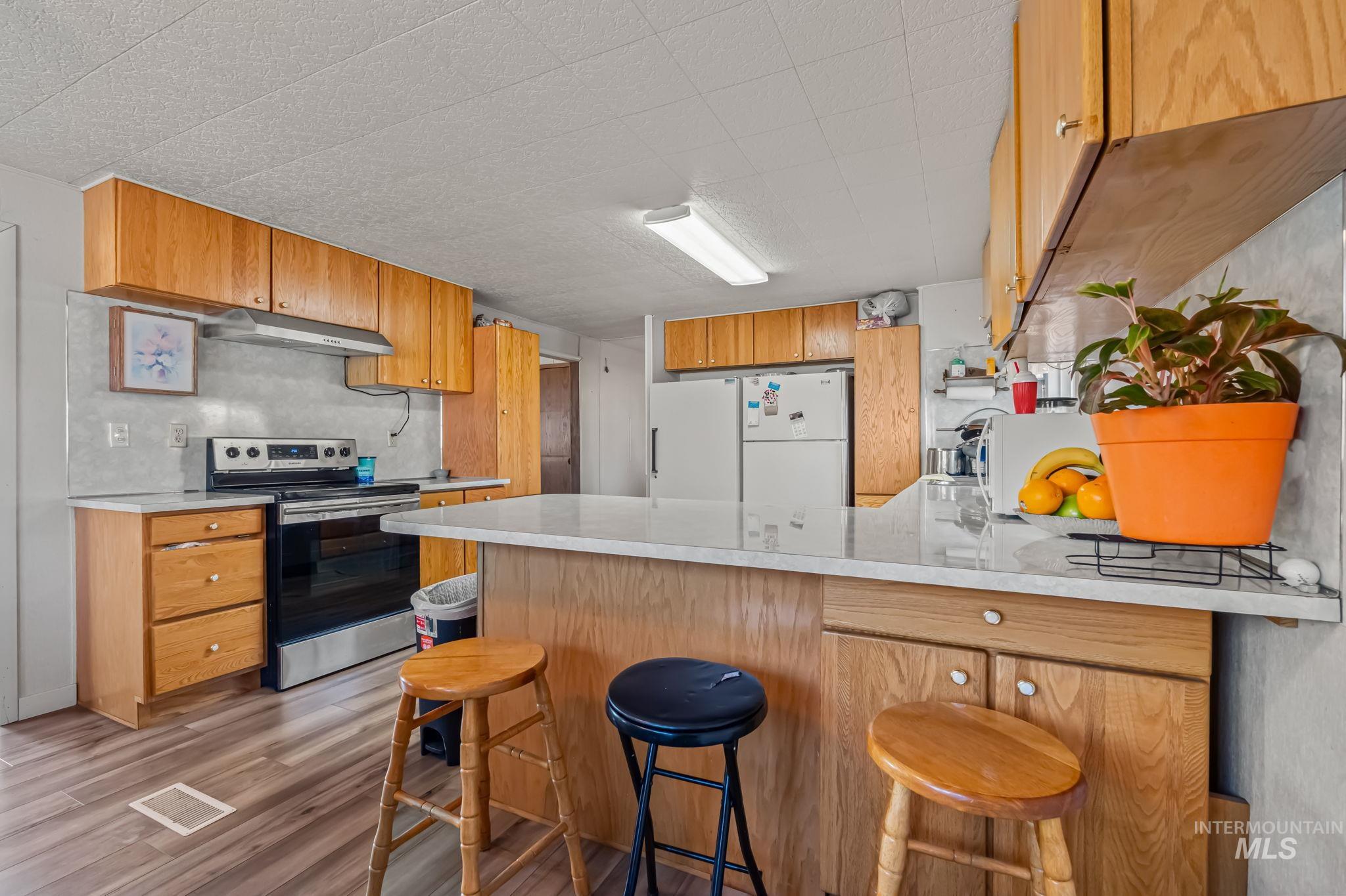 11234 George St, Nampa, Idaho 83651, 4 Bedrooms, 2 Bathrooms, Residential For Sale, Price $305,000,MLS 98971990