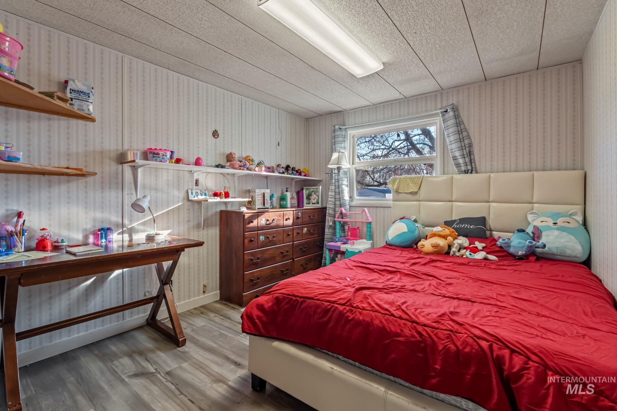 11234 George St, Nampa, Idaho 83651, 4 Bedrooms, 2 Bathrooms, Residential For Sale, Price $305,000,MLS 98971990